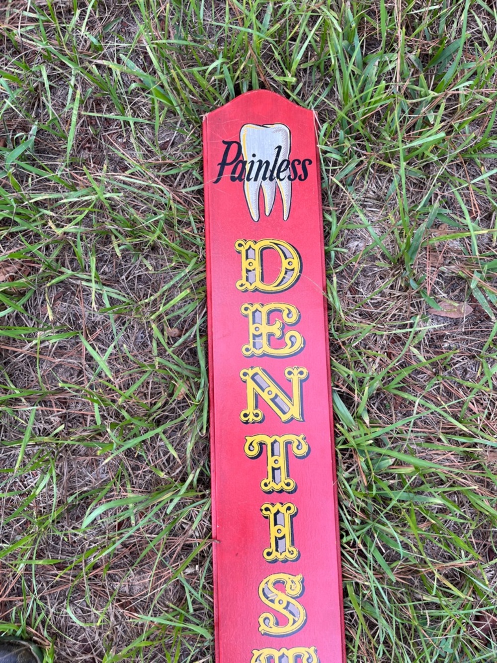 Painless Dentist Vintage Style Red Wooden Sign